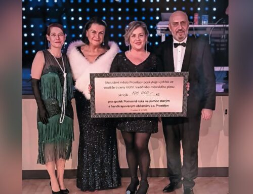 Výtěžek ze soutěže o ceny na 35. Tradičním městském plese putuje k Pomocné ruce